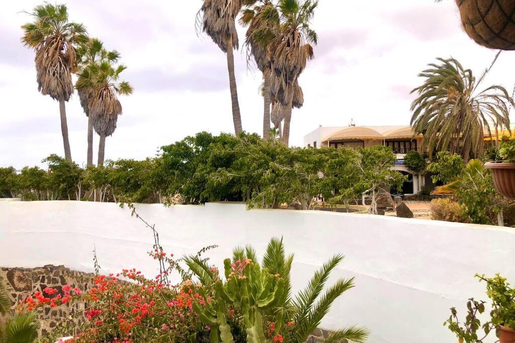 Modern & Spacious Studio Isla, Puerto Del Carmen Tias Exterior photo